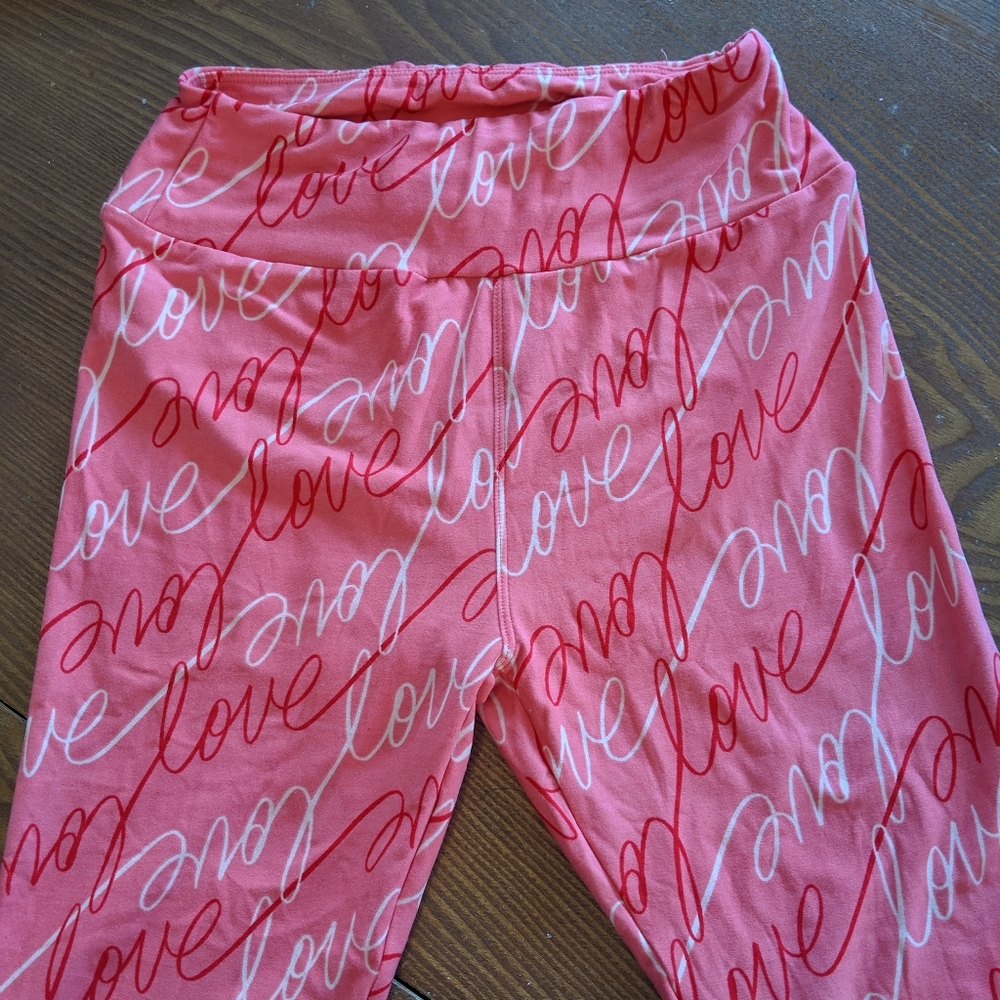 LuLaRoe "love" leggings